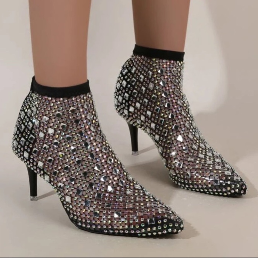 Comfortable Pointed Toe Boots